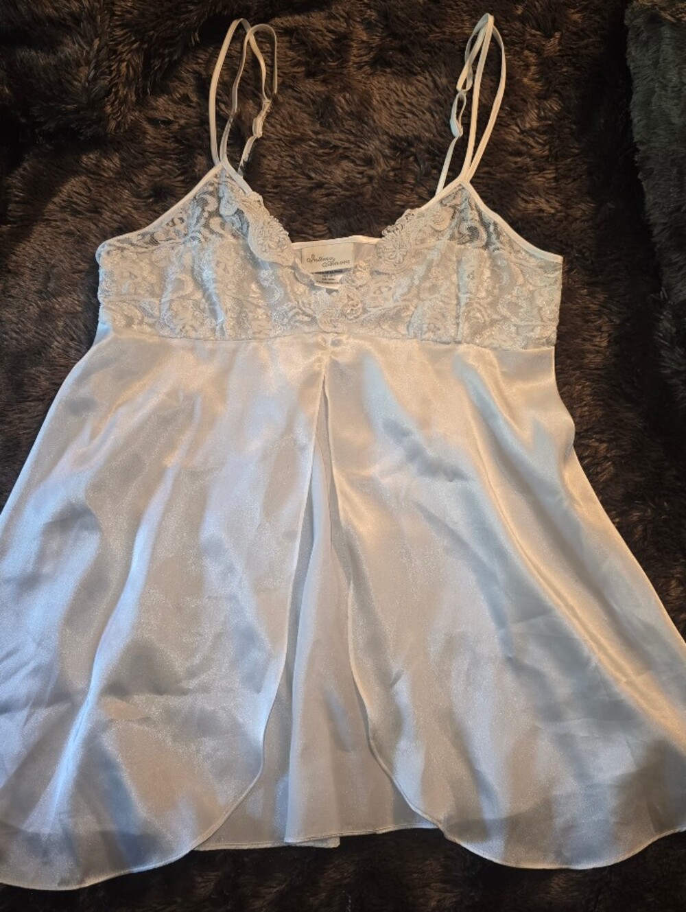 VINTAGE Ivory Intimo Amore Delicate Lace & Satin Babydoll Lingerie Nightgown.